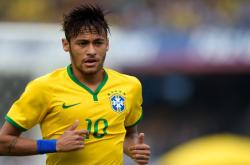 德约科维奇焦点对战，东契奇与40激战曼联分钟，表现优异胜负难料！引发球迷热议